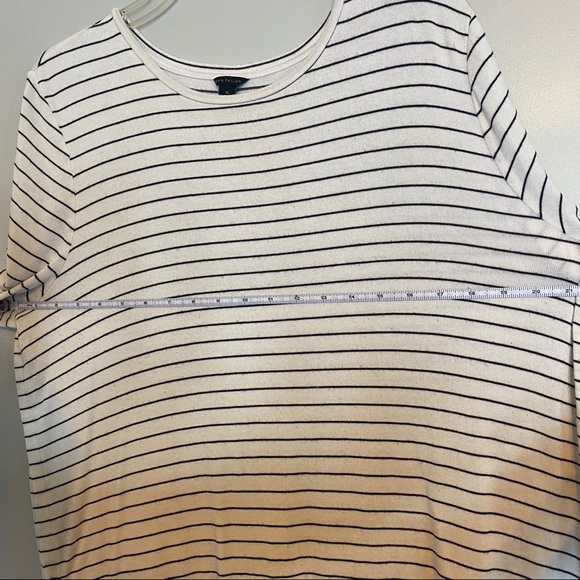 An Taylor Striped Tee - Picture 8 of 9